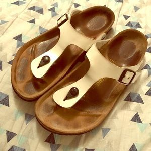Birkenstock flip flop style