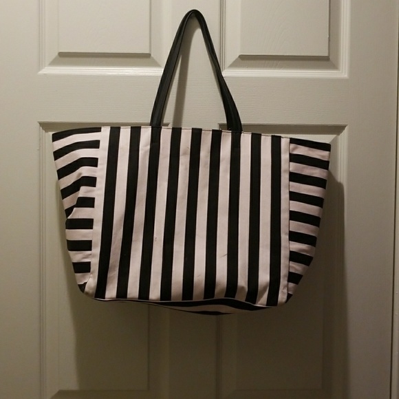 Victoria Secret Tote Bag - Picture 2 of 2