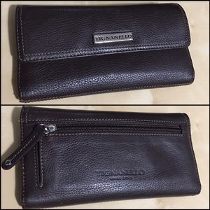Long trifold leather wallet