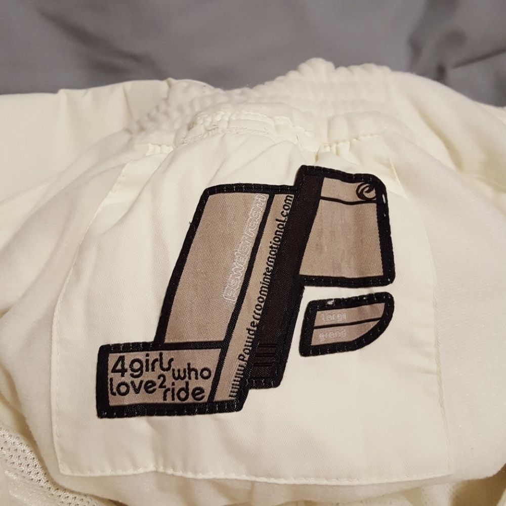 Like new snow pants!