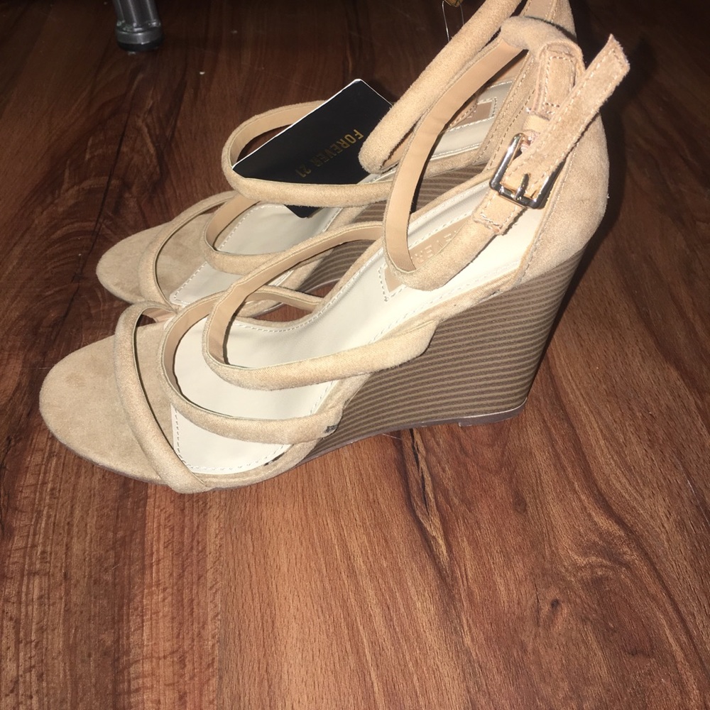 Tan wedges