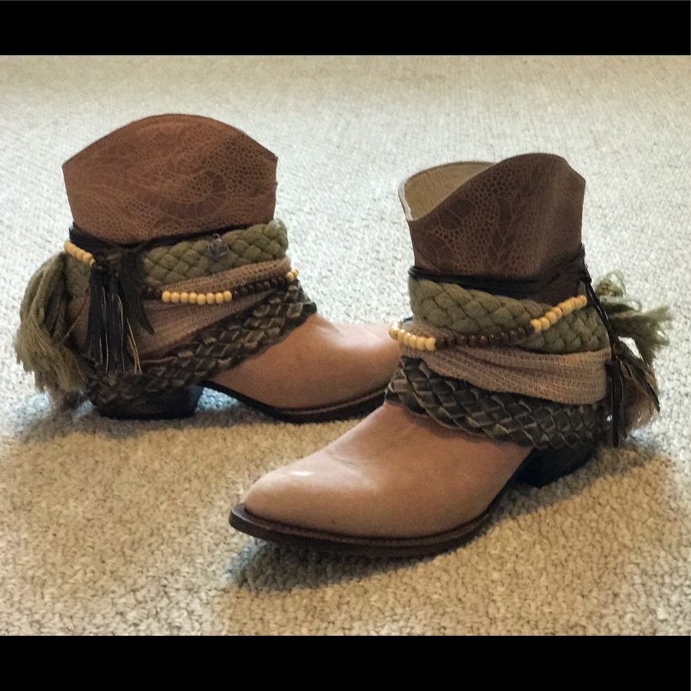 NEW !!! FREEBIRD boties by Steven size 7M