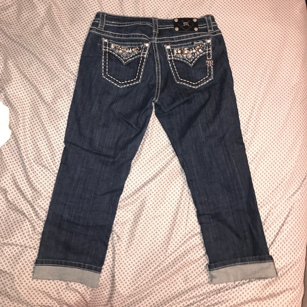 Miss Me Boyfriend cuffed capris. Size 28.