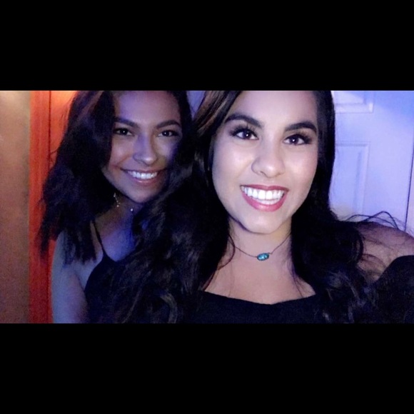 Meet your Posher, Caro - Picture 1 of 1