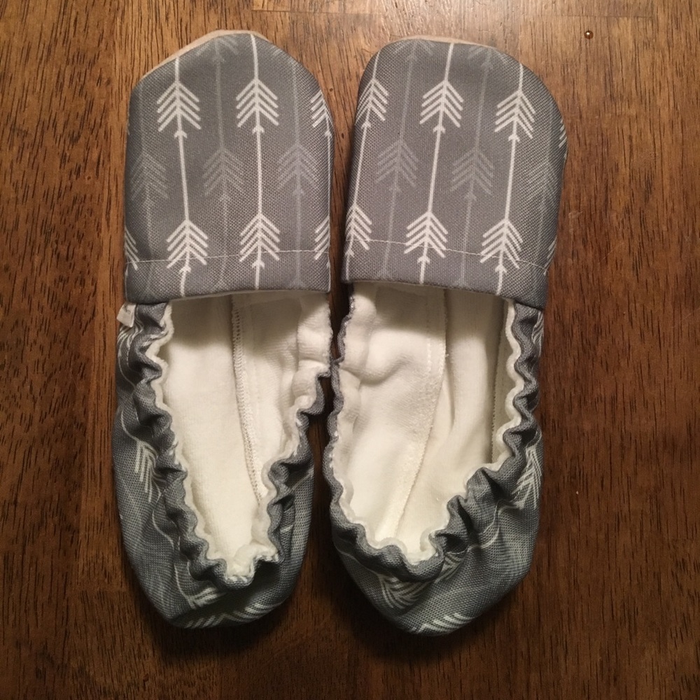 Fitted slippers