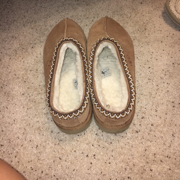 Ugg slippers - Picture 3 of 3