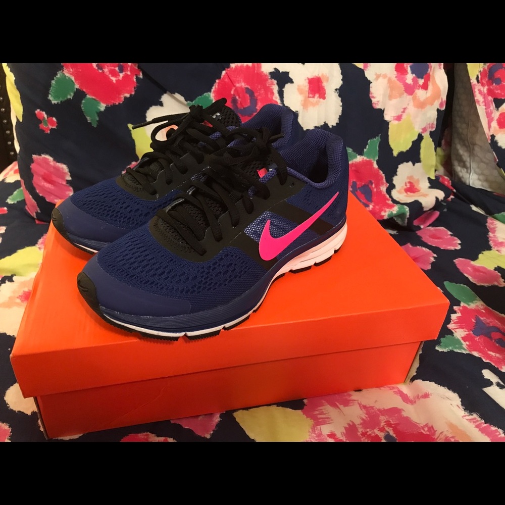 Wmns Nike Air Pegasus+ 30