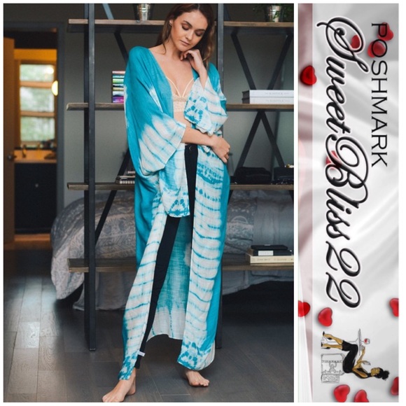 💋Turquoise Tie Dye Kimono Wrap💋 - Picture 2 of 3
