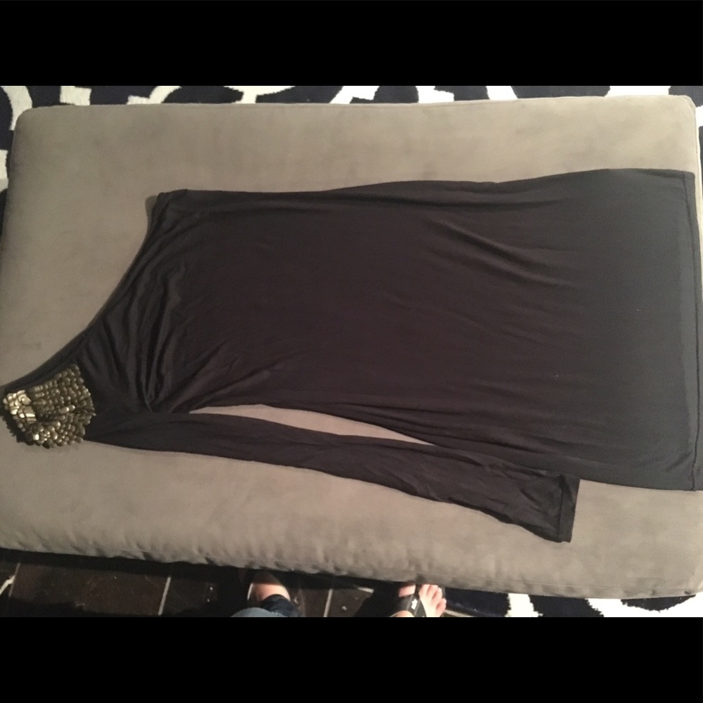 One sleeve black dress!