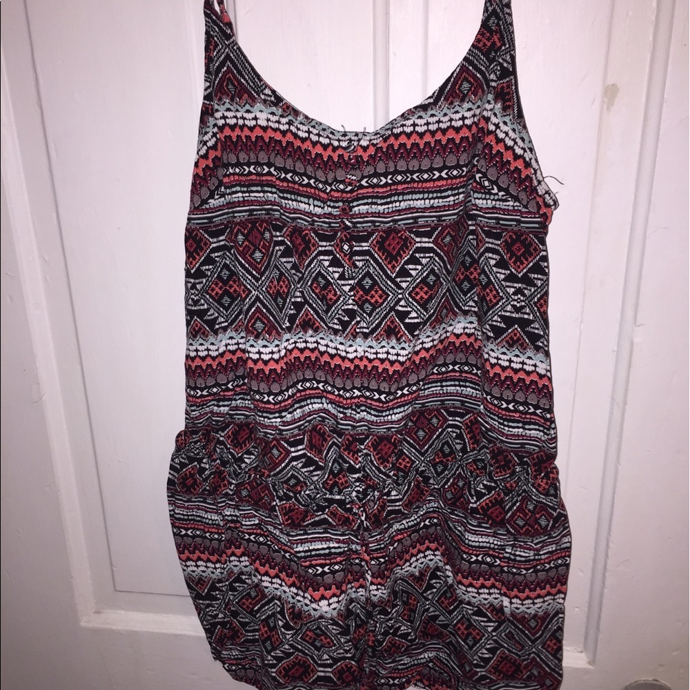 Romper - Picture 2 of 3
