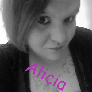 Meet your Posher, Alicia