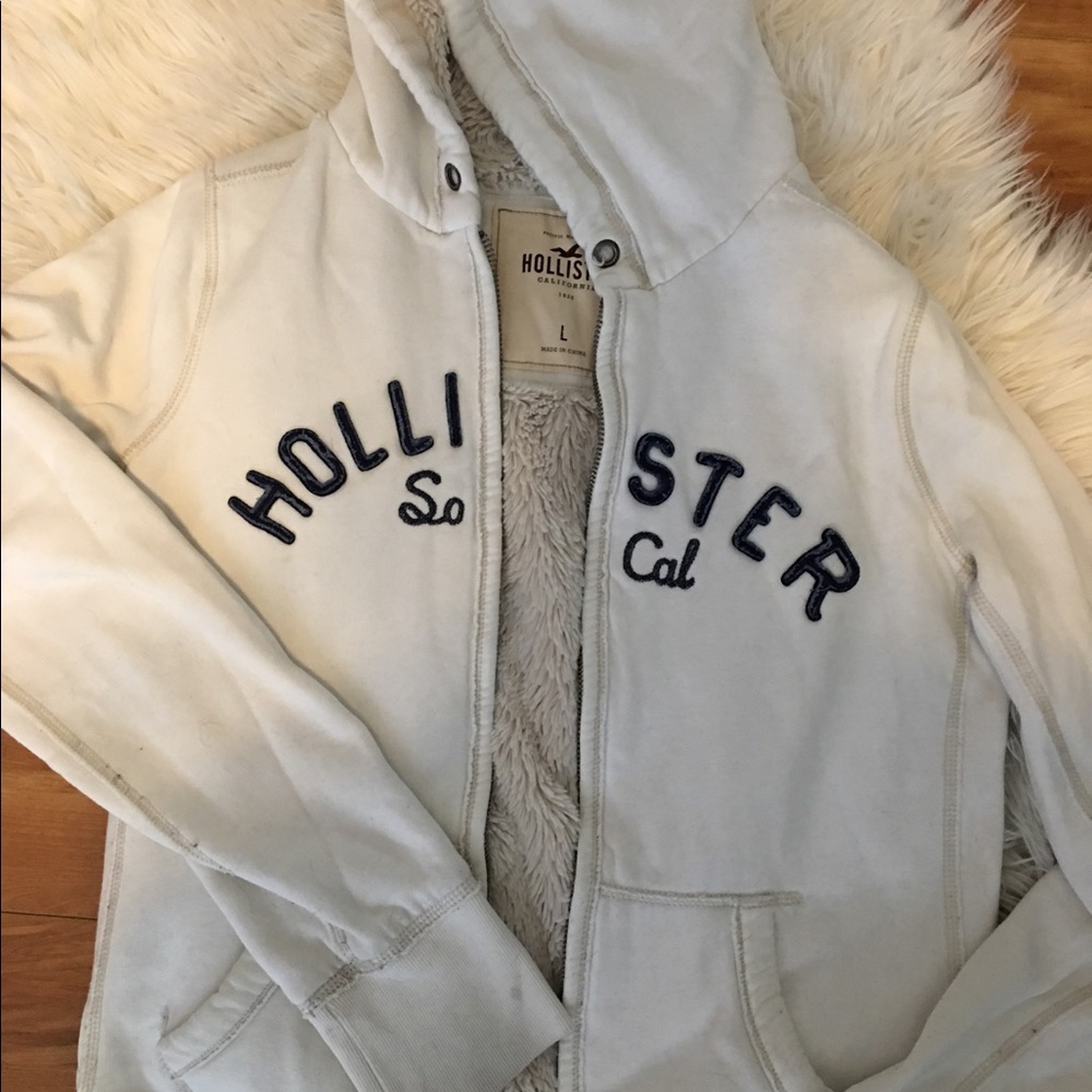 Hollister fur lined sweatshirt