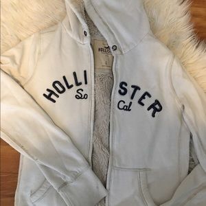 Hollister fur lined sweatshirt