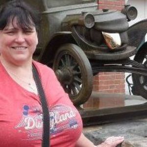 Meet your Posher, Annette