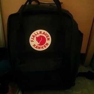 Fjallenraven kanken mini bag navy used