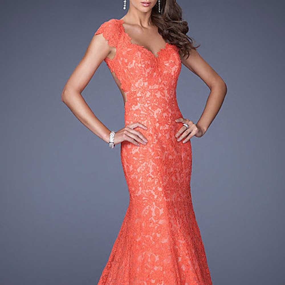 NWOT PROM DRESS