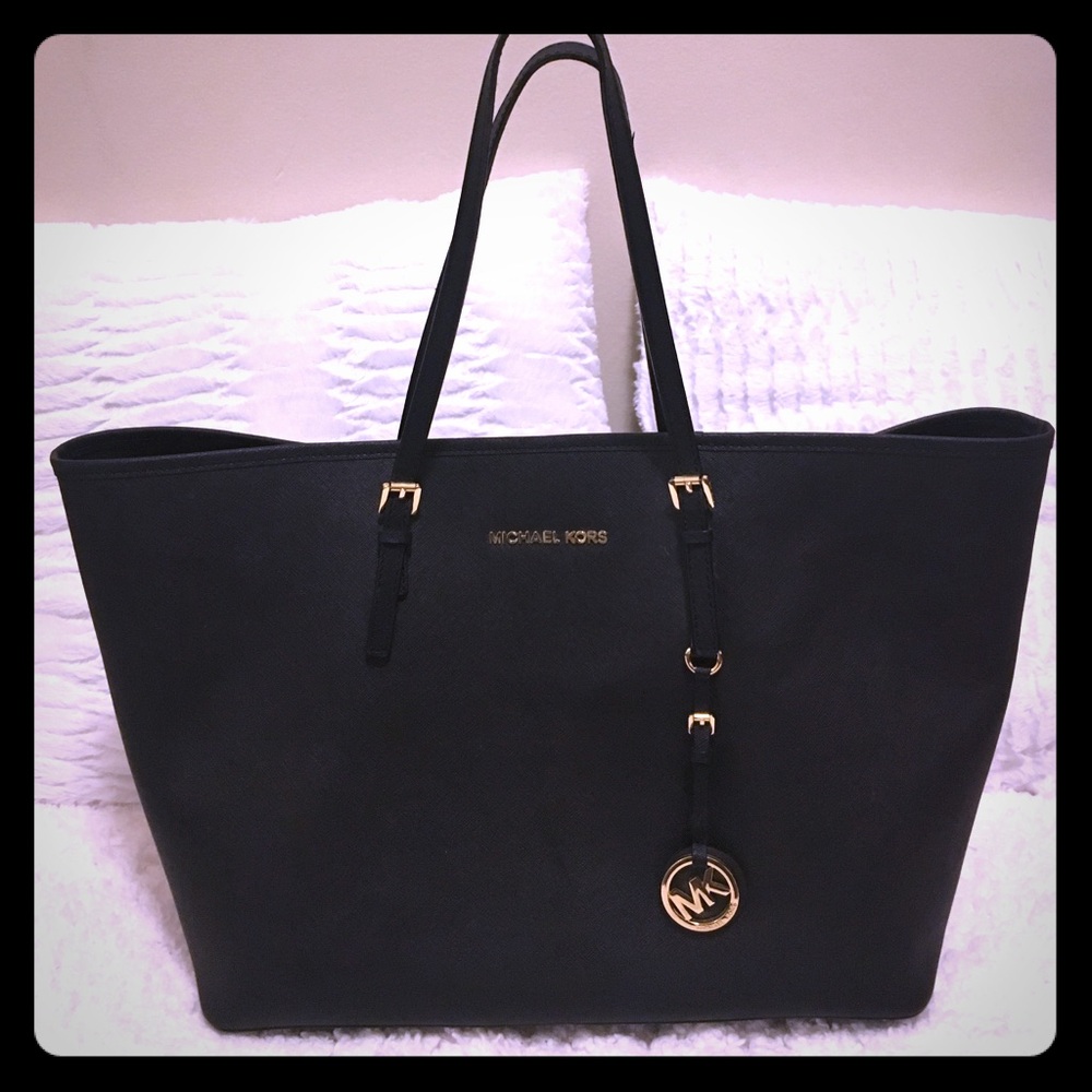 Michael Kors Authentic Jet Set Travel Tote
