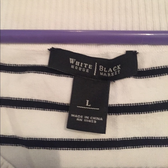 White and black top - Picture 2 of 3