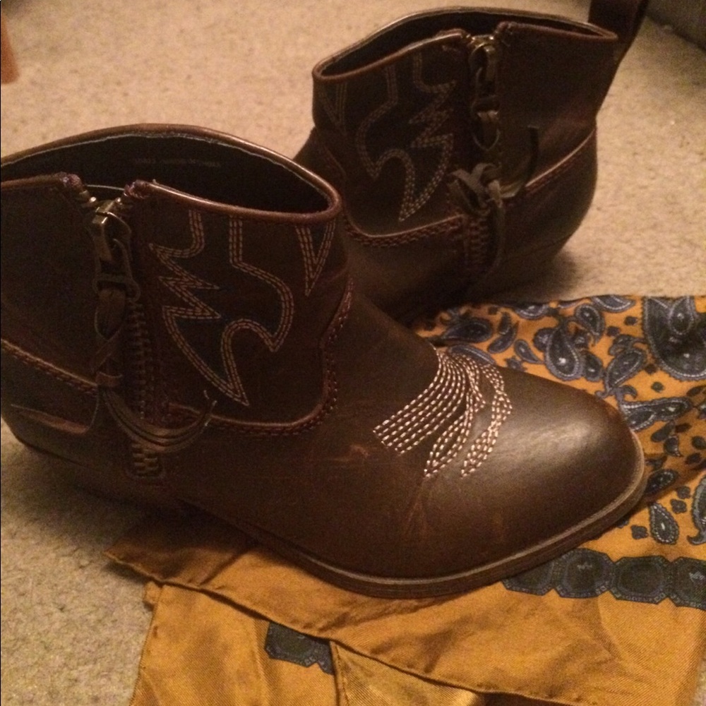 Ankle CowGirl Boots