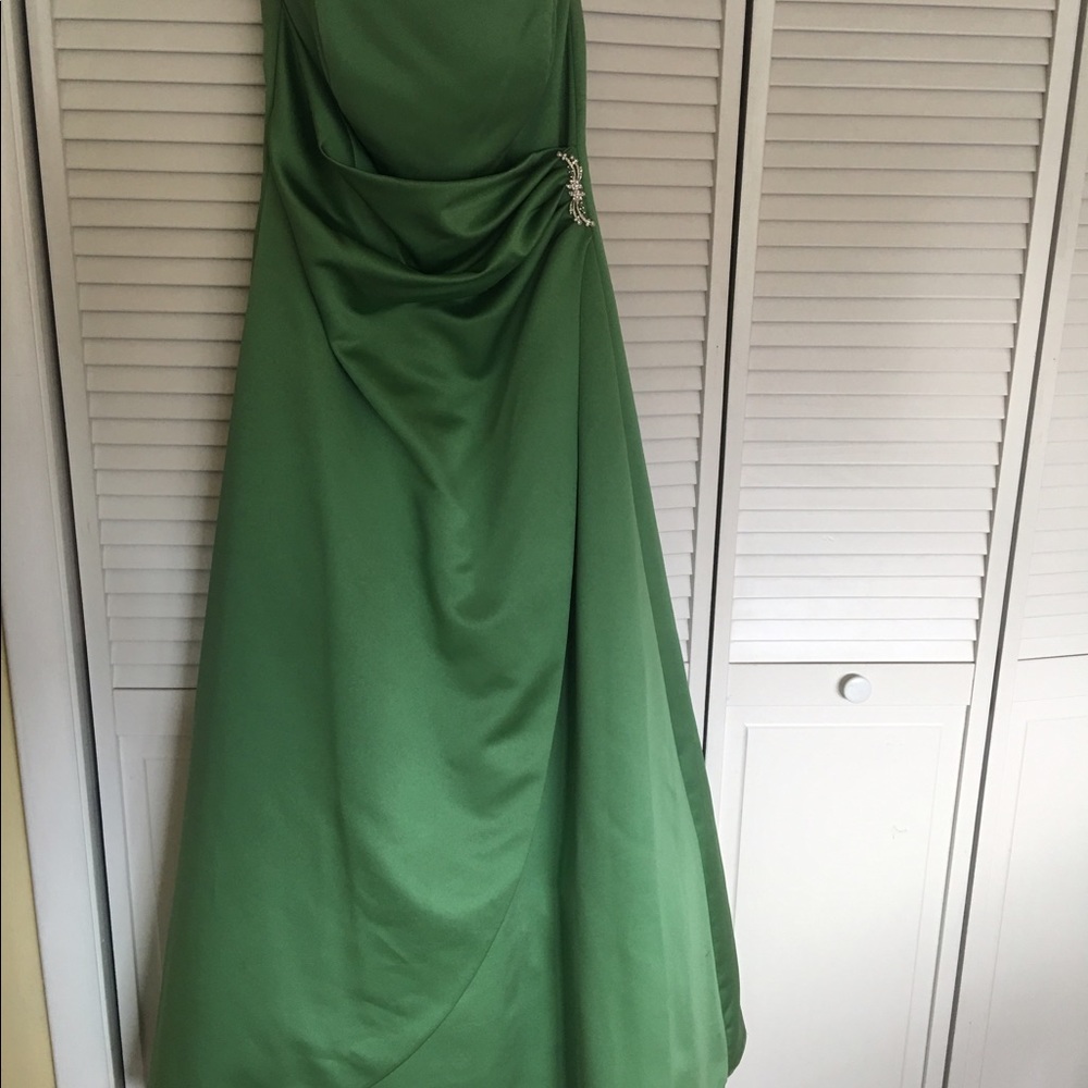 Cinderella style gown emerald color w/ broach