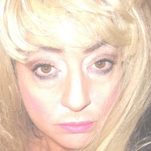 Meet your Posher, Catherine