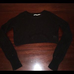 Cropped knit black sweater