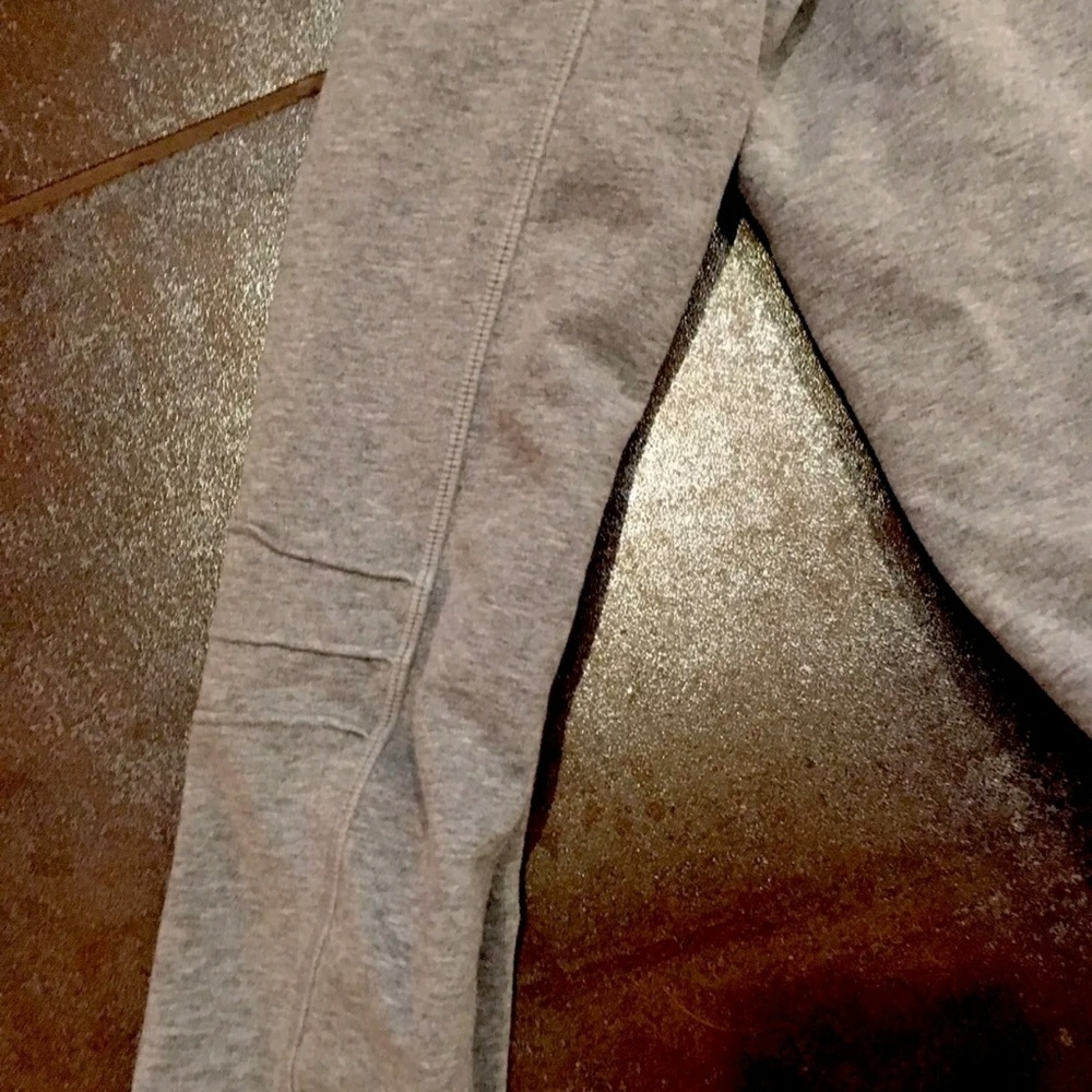 🎈SOLD🎈Lululemon Sweatshirt - Picture 6 of 7