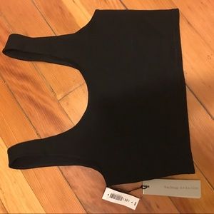 Black Aritzia Babaton crop top