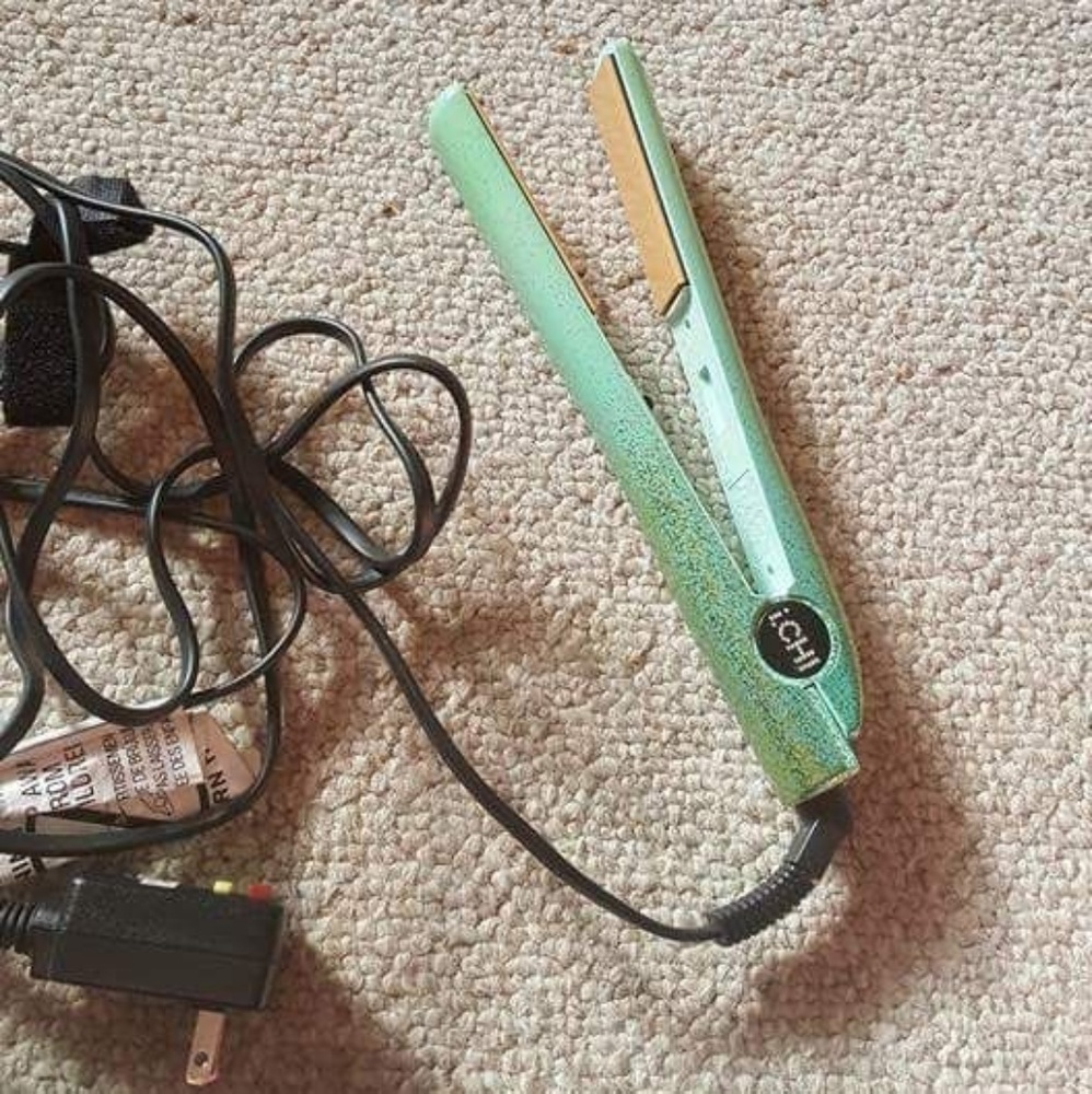 Ichi Straightener