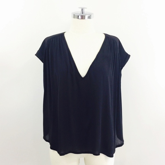 [ silence + noise ] popover black boxy crop top - Picture 4 of 8