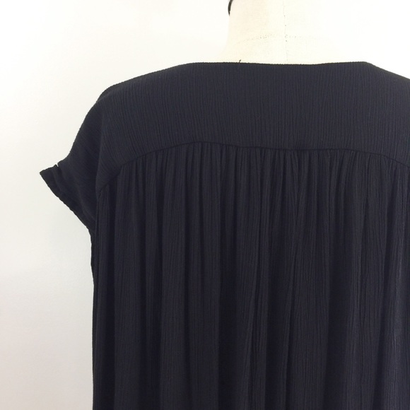 [ silence + noise ] popover black boxy crop top - Picture 7 of 8