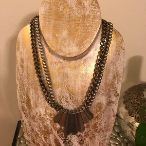 Two toned chunky necklace