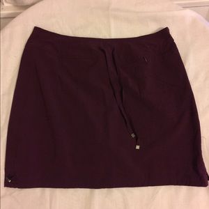Green Tea Skort XL maroon