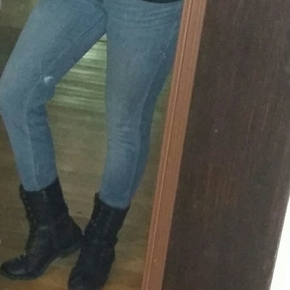 SALE Levi's Jeans GREAT FIT! - Picture 7 of 7