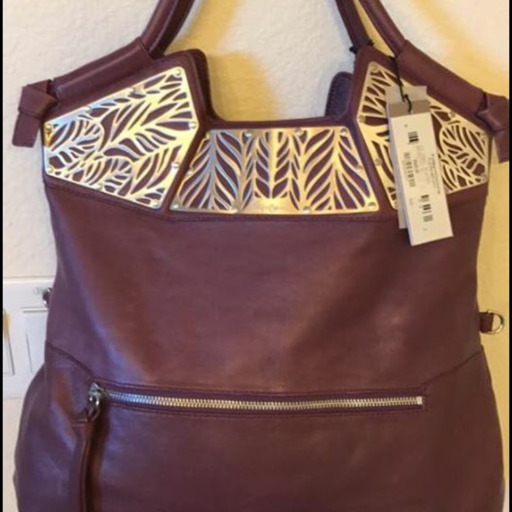 Shoulder bags