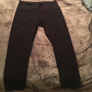Lululemon wunder under crops