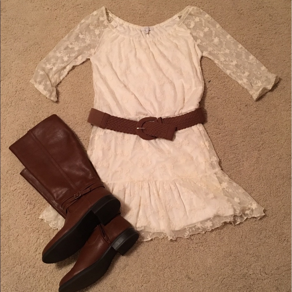 White Lace Sleeved Dress