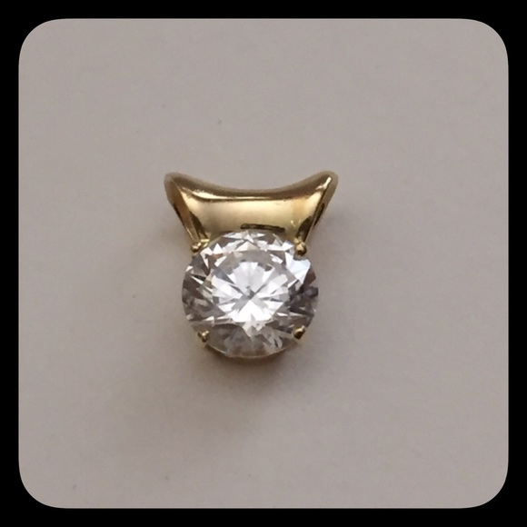 Jewelry - 14K Yellow Gold CZ Pendant