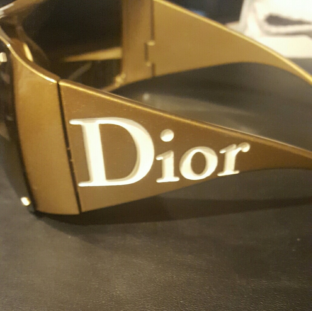 Christian Dior OVERSHINE 2 N6SKB 110/ Sunglasses