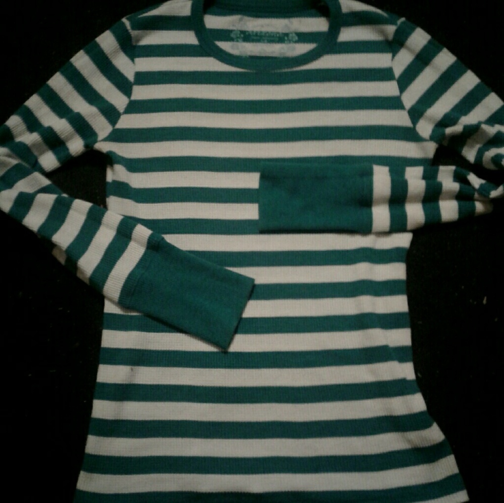Teal & white long sleeved  thermal