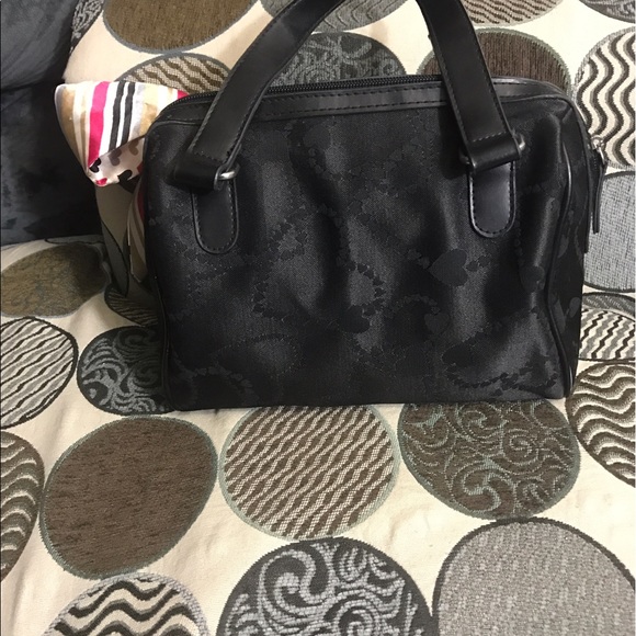 A cute boxy black bag - Picture 2 of 3
