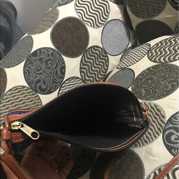 Navy Cross Body Bag - Picture 3 of 3