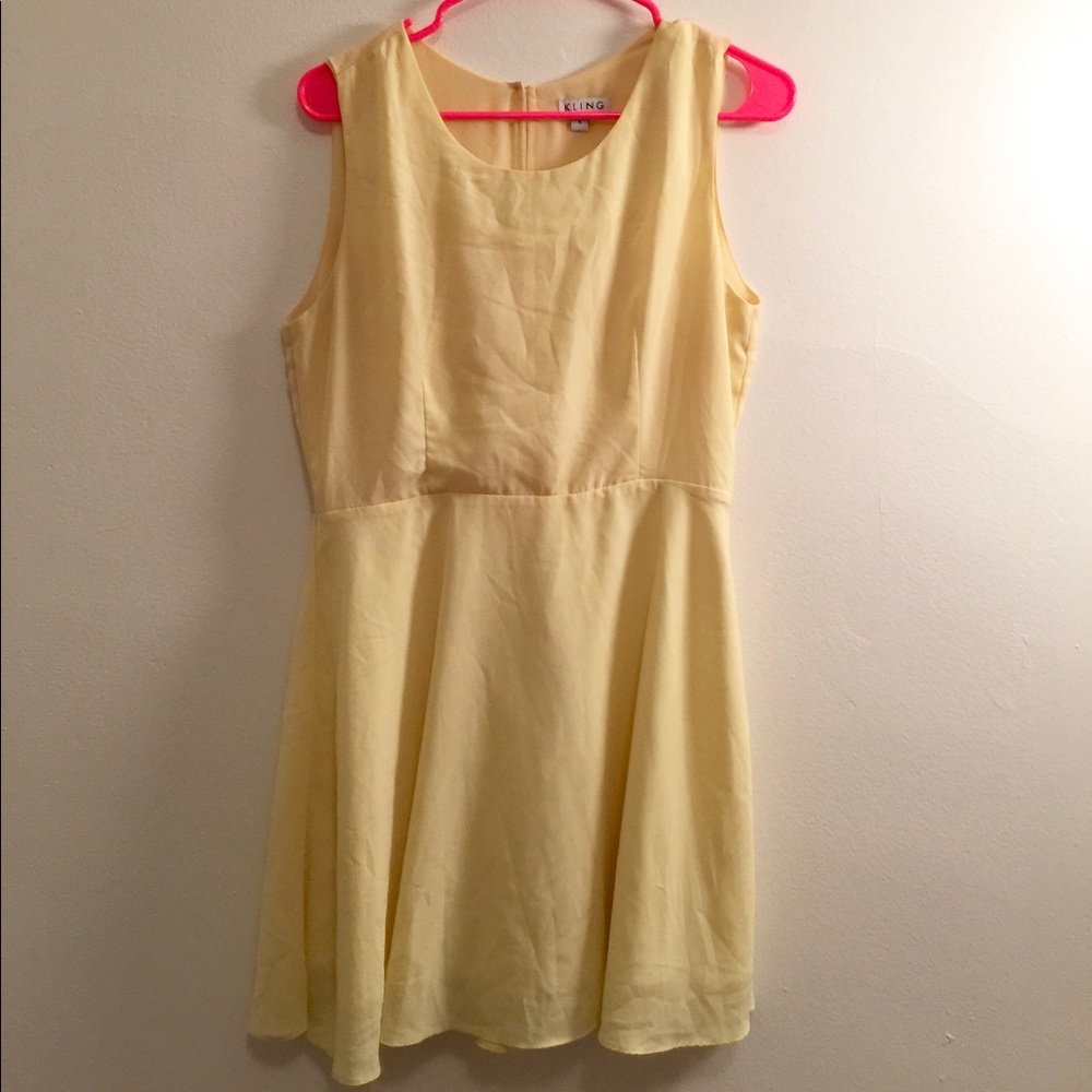 ModCloth Kling yellow Open Back summer Dress