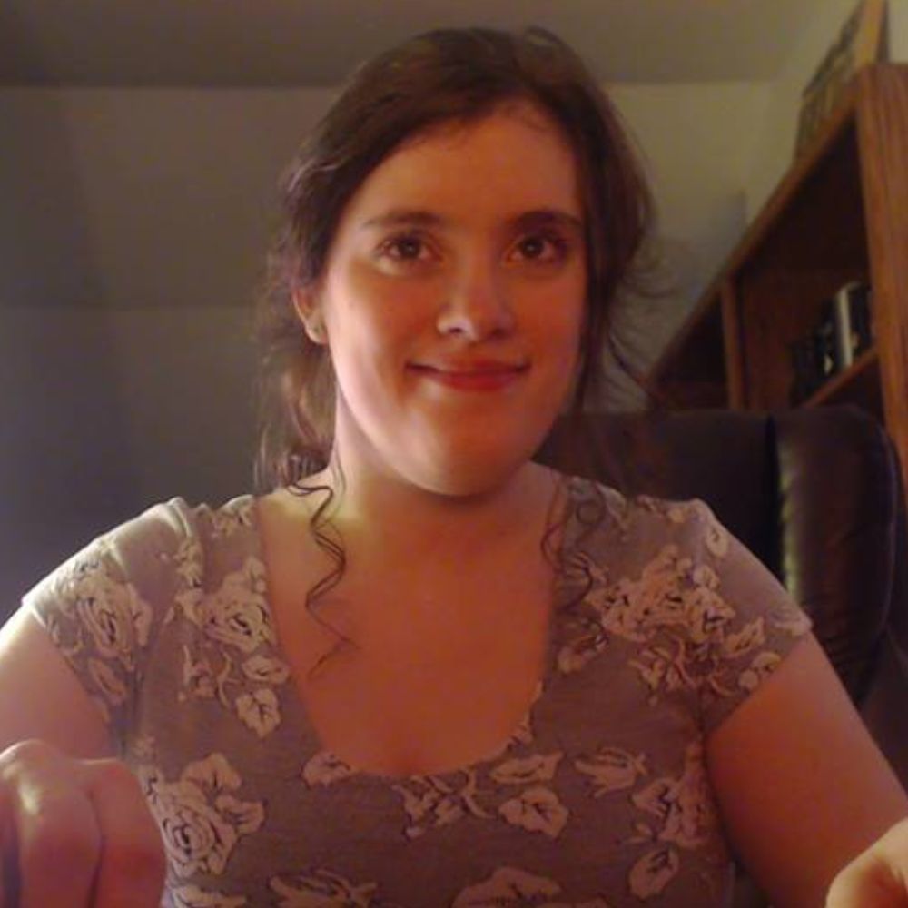 Meet your Posher, Hannah lynn