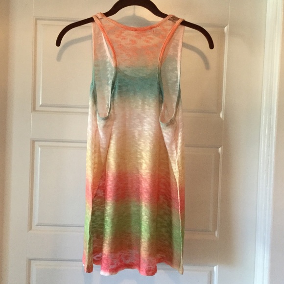 Rainbow Sub Tank - Picture 3 of 3