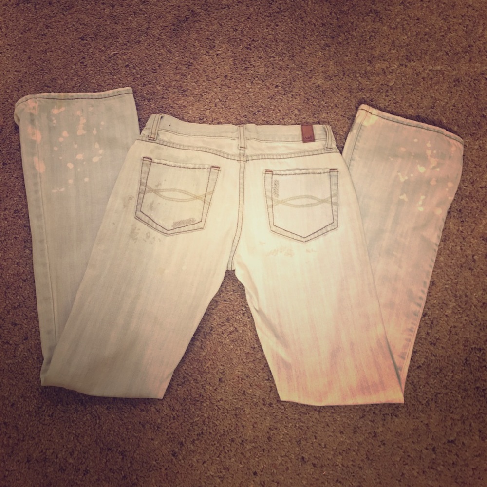 Abercrombie Vintage Destroyed Jeans