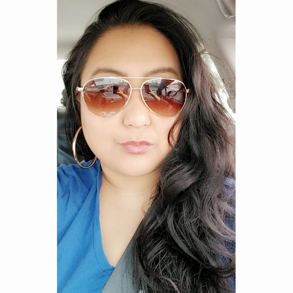 Meet your Posher, Julie