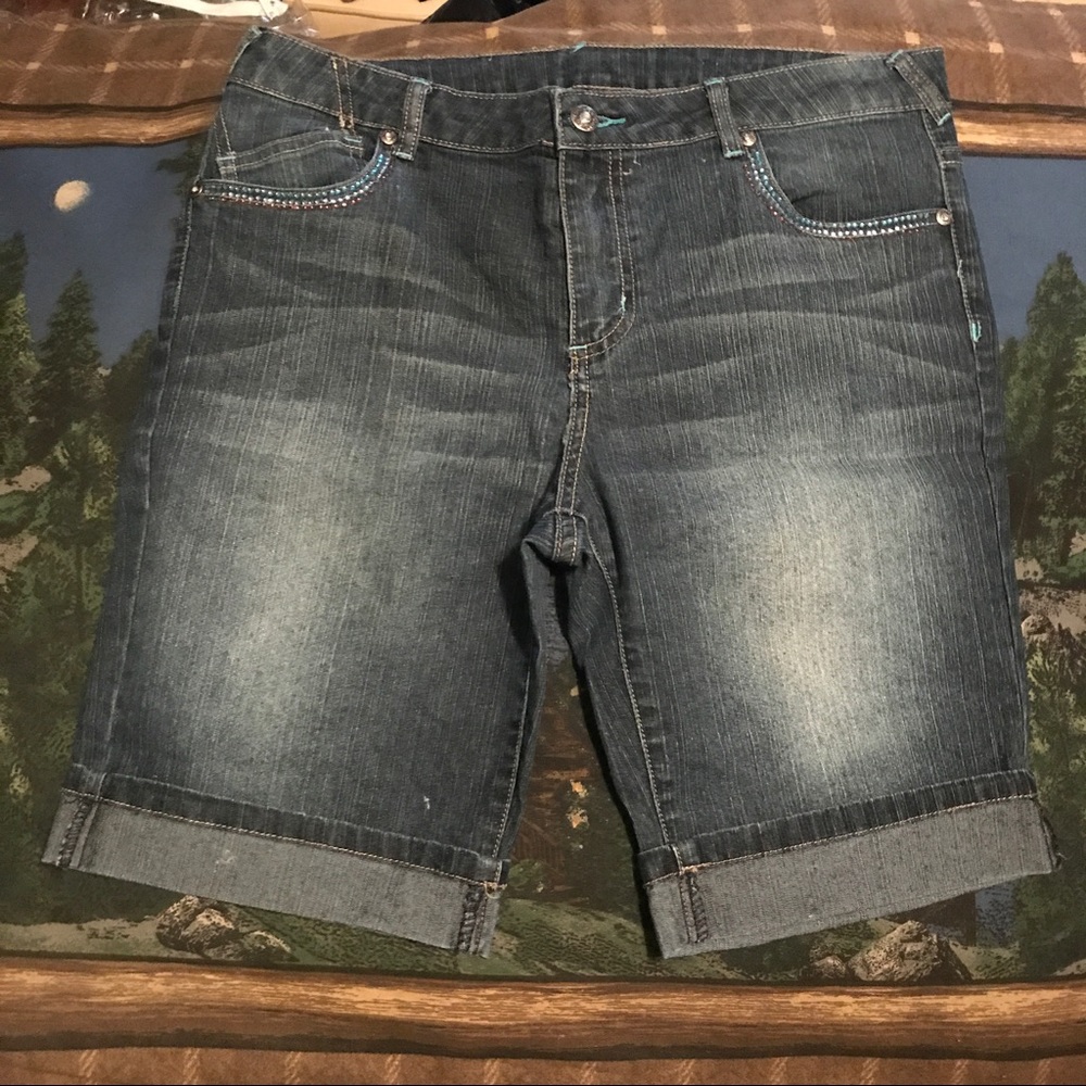 St. John's Bay Bermuda shorts sz16.5