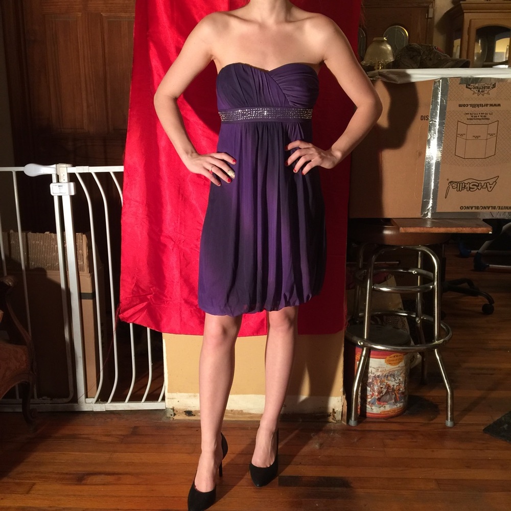 Like new Trixxi strapless dress. S - Picture 1 of 3
