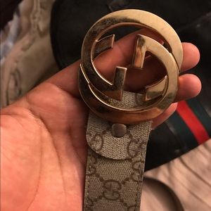 Gucci belt OFFER UP